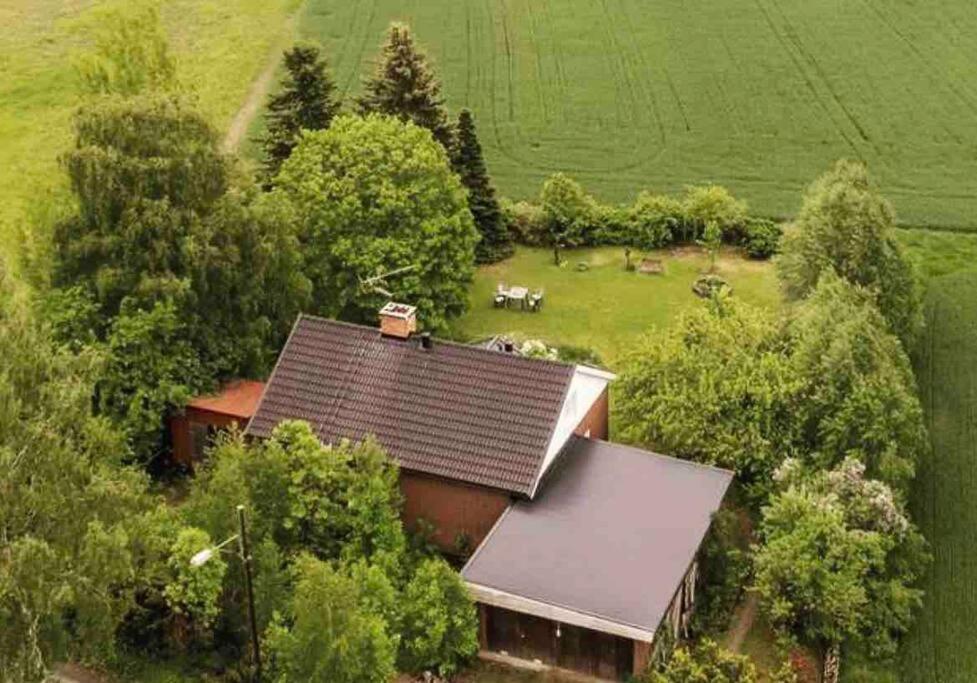 Villa Modernt & Rymligt Sommarhus Pa Landet- Bubbelpool Eskilstuna Exterior foto